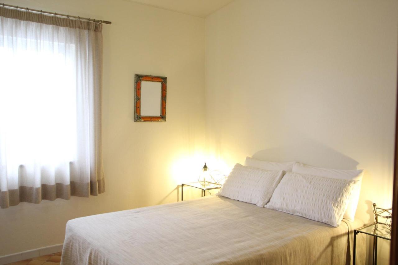 לאגוּ‏ש Angela Guest House מראה חיצוני תמונה