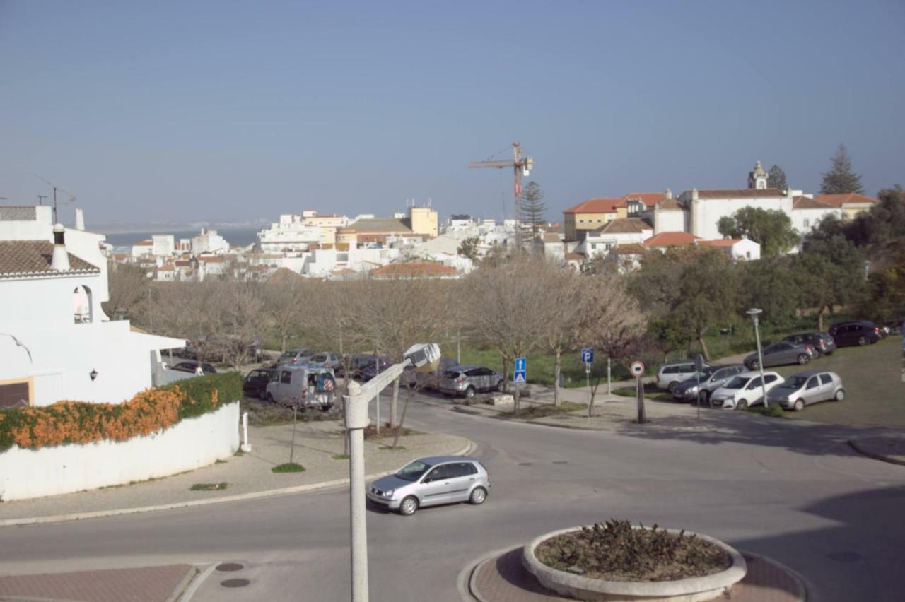 לאגוּ‏ש Angela Guest House מראה חיצוני תמונה